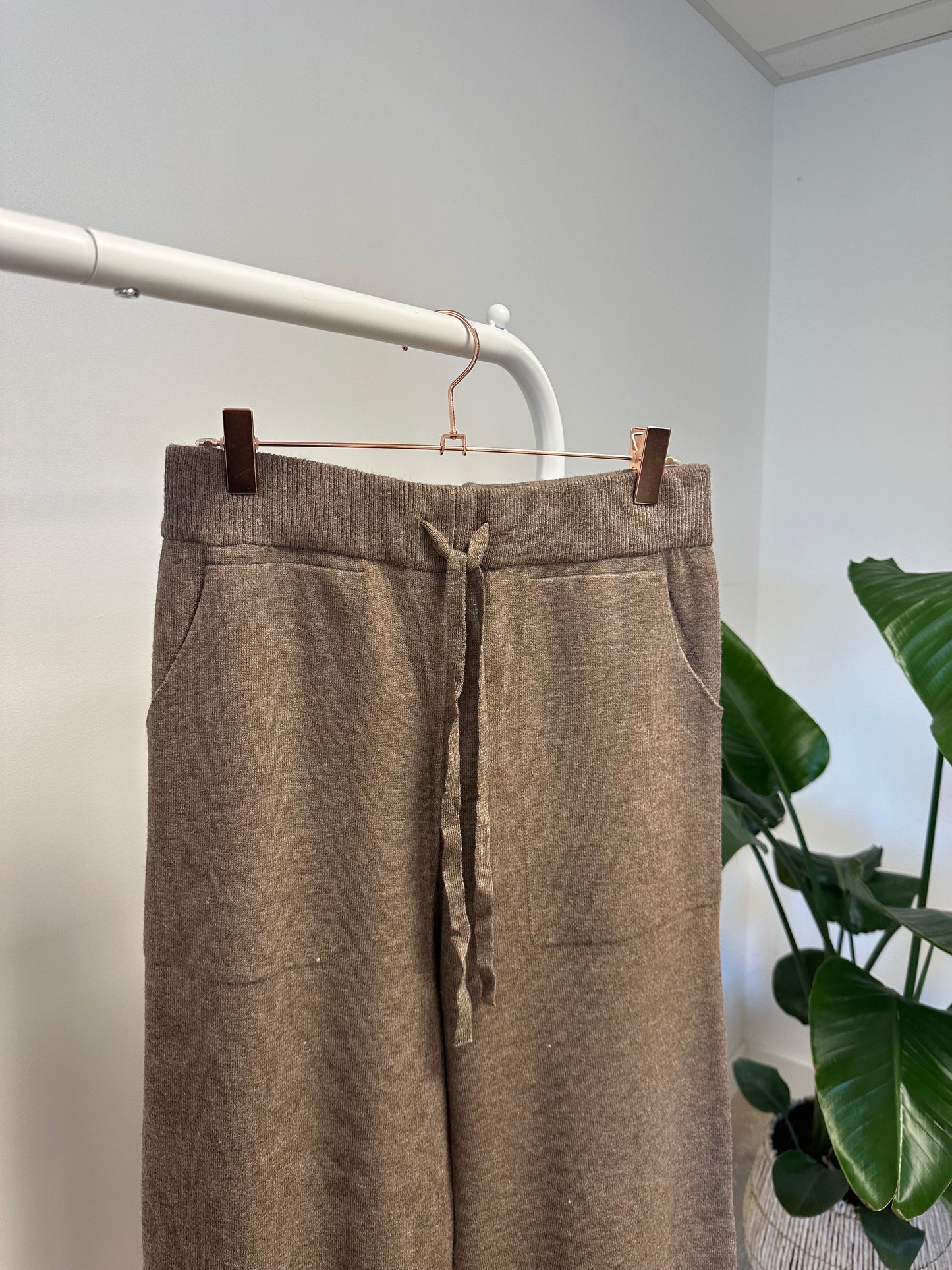 Ensemble Iris Marron TU