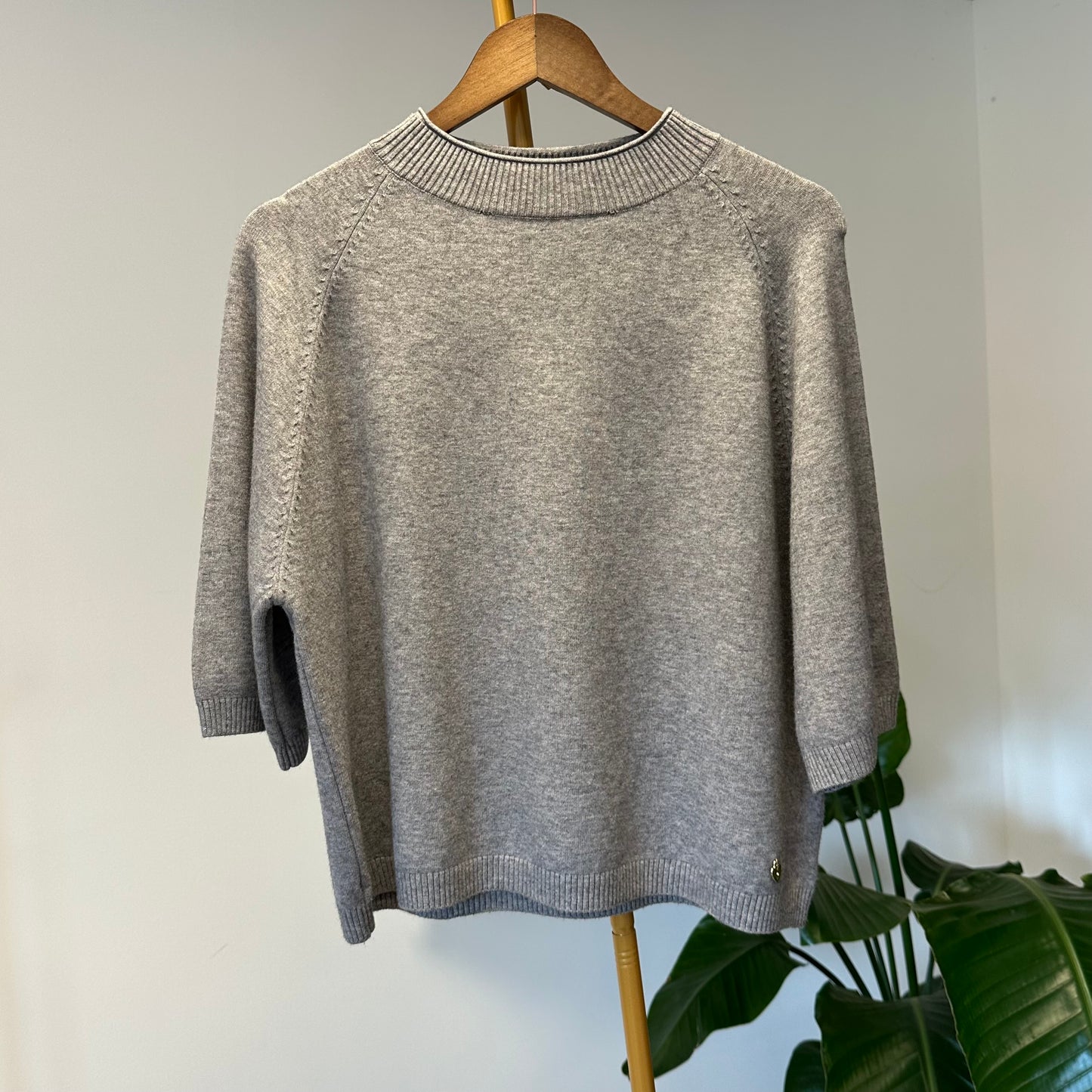 Pull Aby Gris